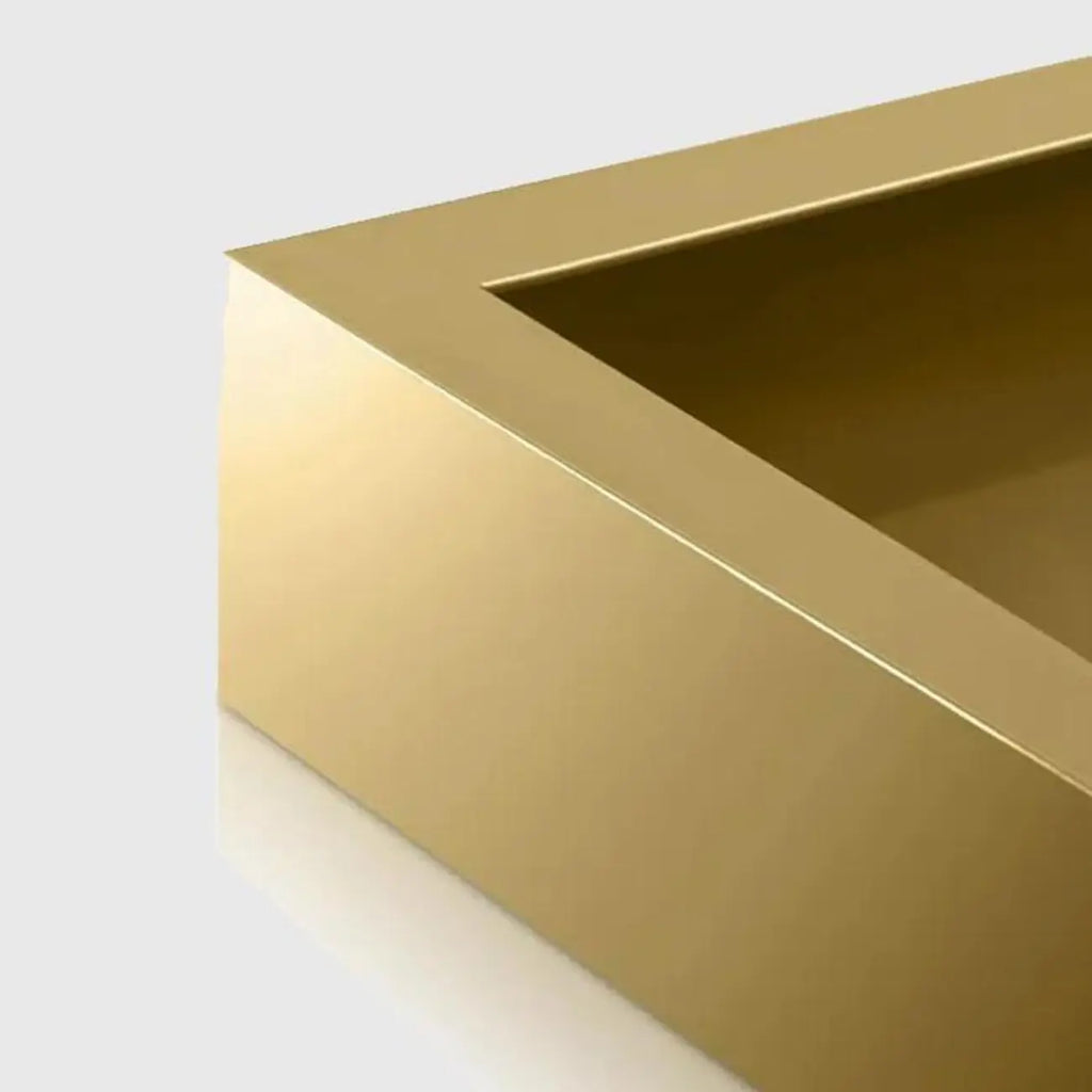 Vitrine moderne glamour en bois blanc et or avec verre