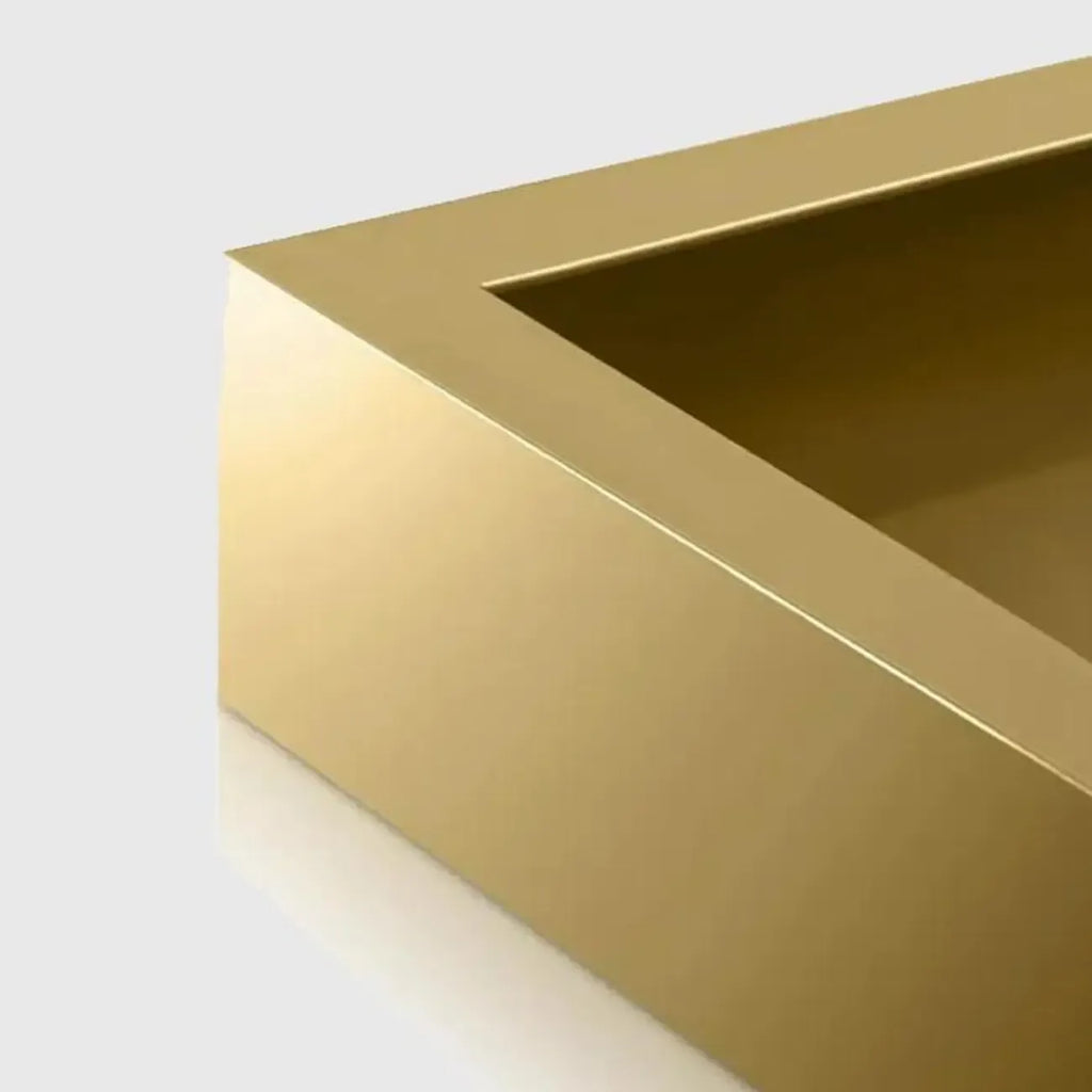 Vitrine moderne glamour en bois blanc et or avec verre