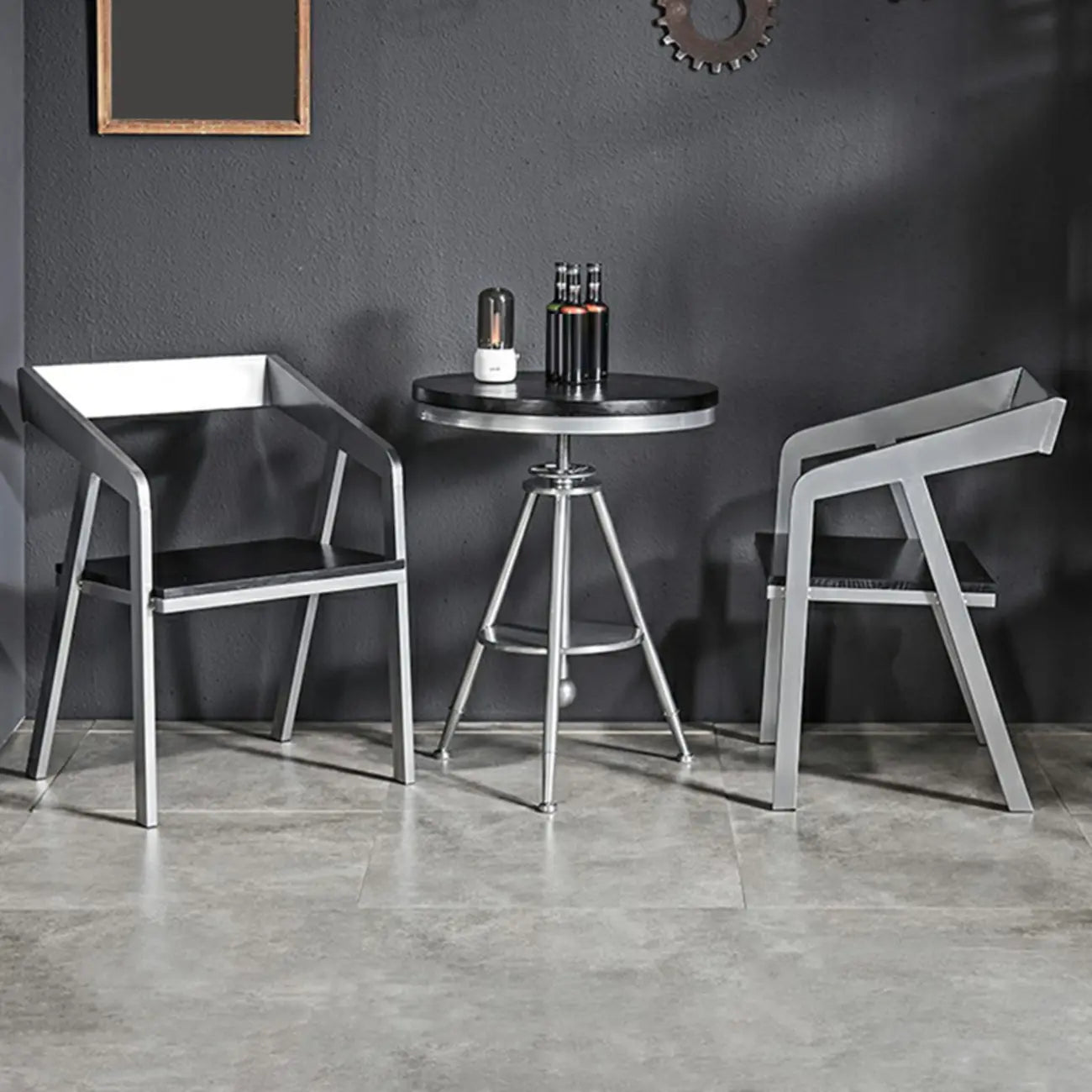 Table de bar ronde en bois noir industriel à hauteur réglable