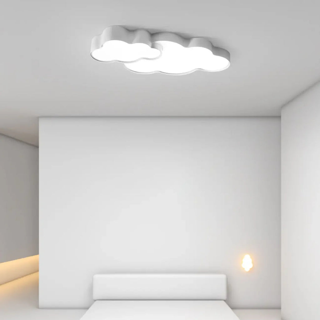 Plafoniera LED dimmerabile a nuvola da 21,5W per creare atmosfera in camera da letto