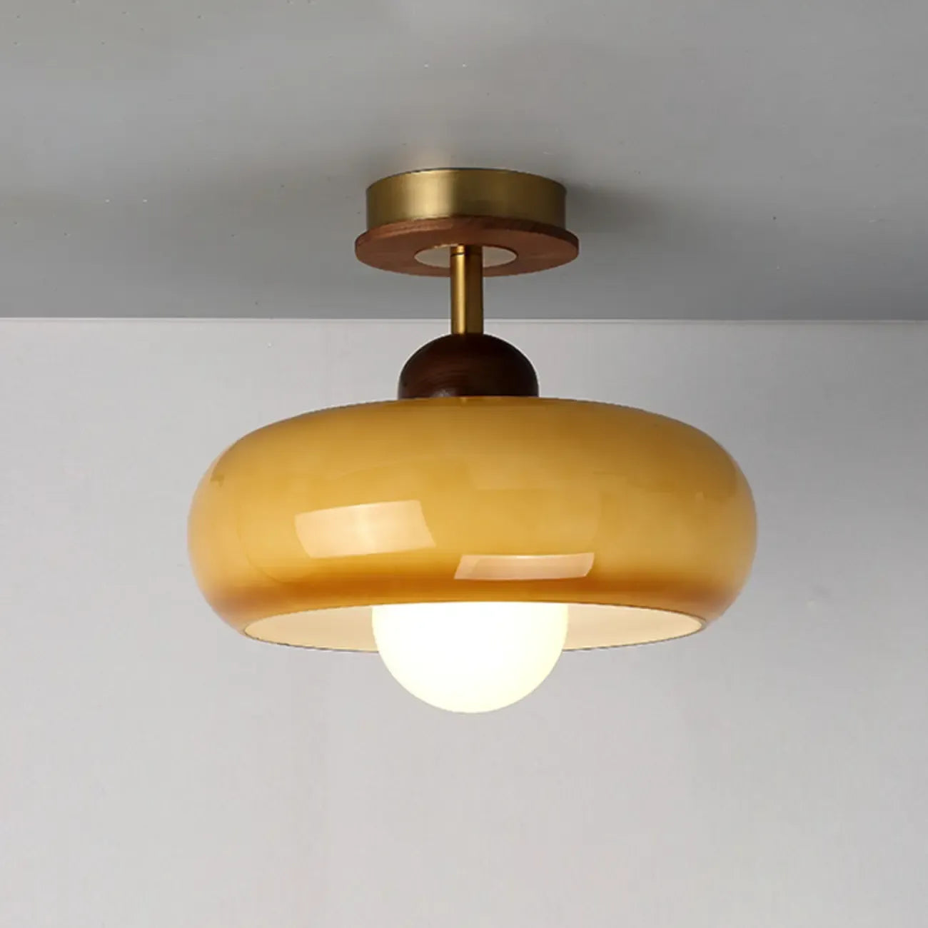 Plafonnier semi-encastré à dôme en verre dégradé caramel