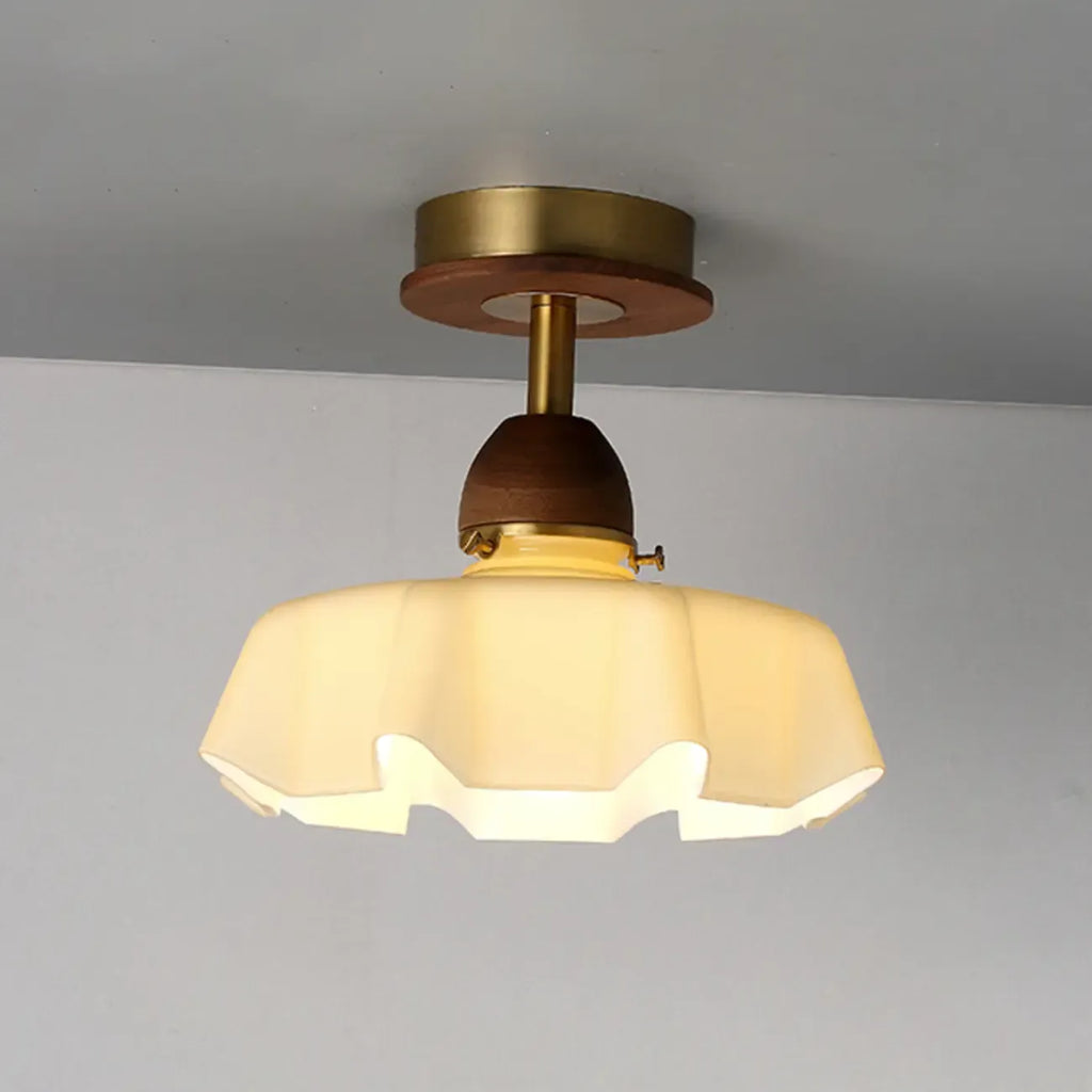 Plafonnier semi-encastré à dôme en verre dégradé caramel