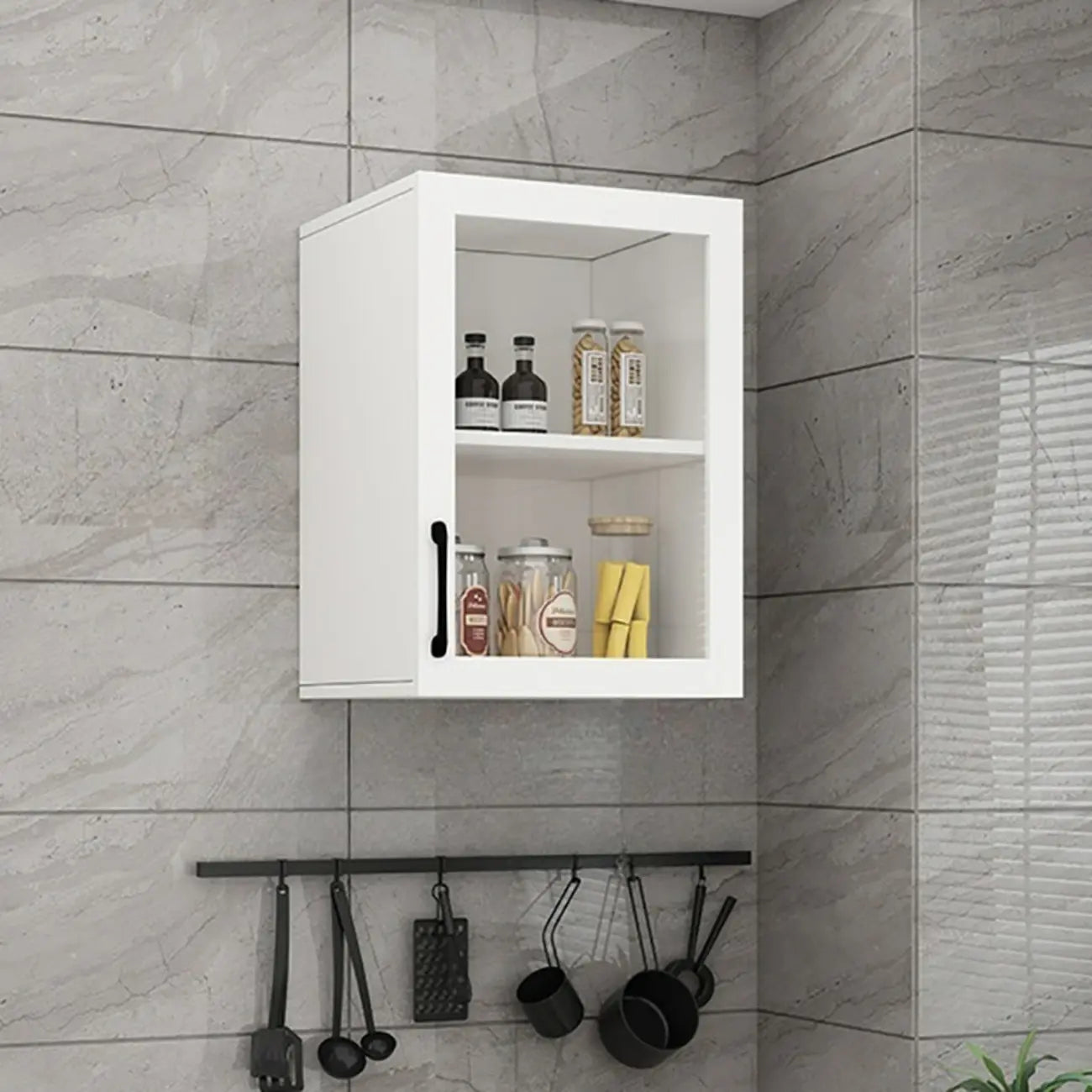 Vitrine suspendue de cuisine en bois blanc et verre