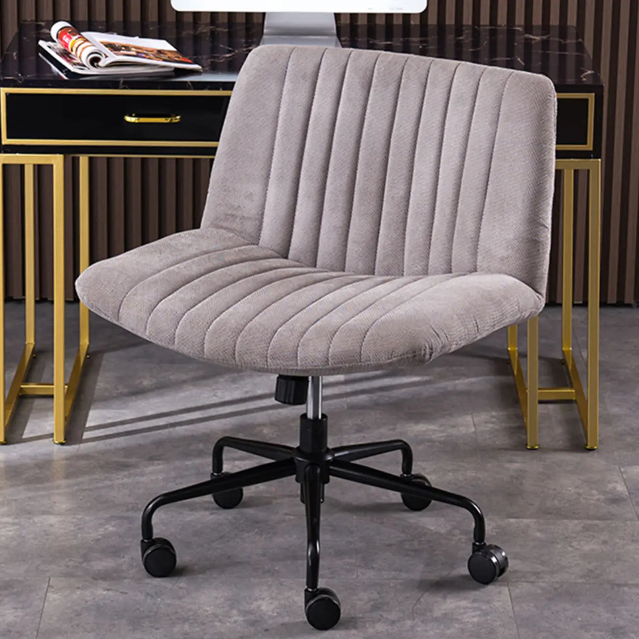 Fauteuil de bureau pivotant élégant, revêtu de lin gris