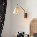 Lampada da Parete da Soggiorno Moderna con Paralume in Tessuto Plissettato