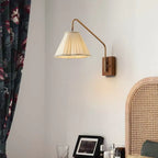 Lampada da Parete da Soggiorno Moderna con Paralume in Tessuto Plissettato