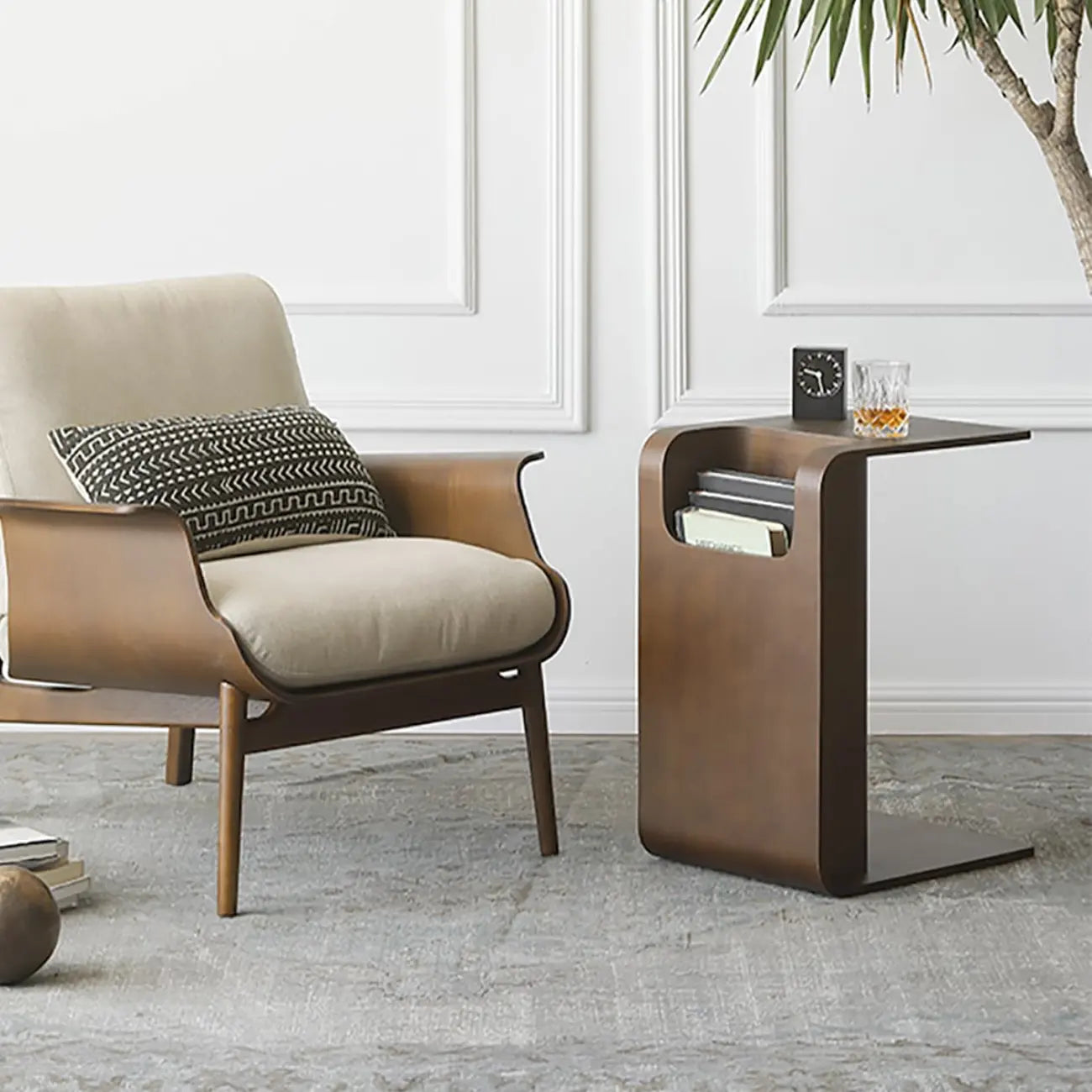 Table d'appoint convertible en forme de C en bois de noyer avec rangement
