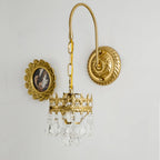 Luxueuse applique murale suspendue vintage en laiton antique avec cristal