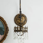 Luxueuse applique murale suspendue vintage en laiton antique avec cristal