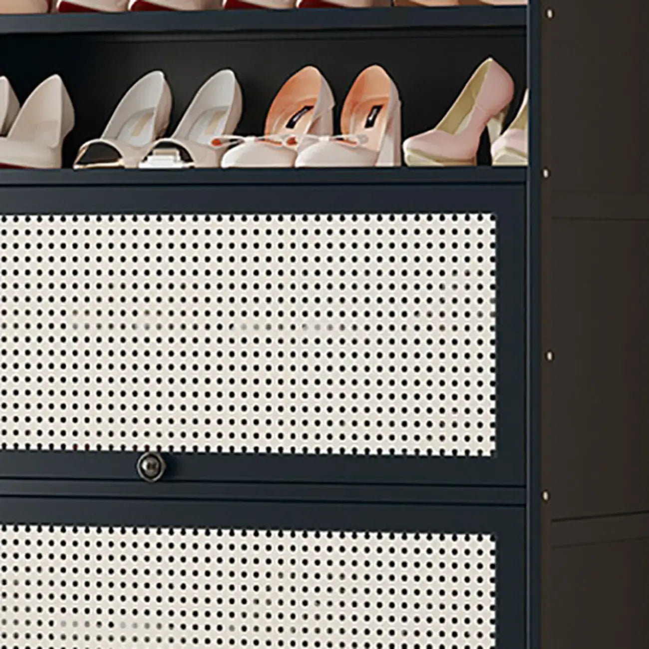 Meuble à chaussures moderne en bambou noir avec panneaux en rotin
