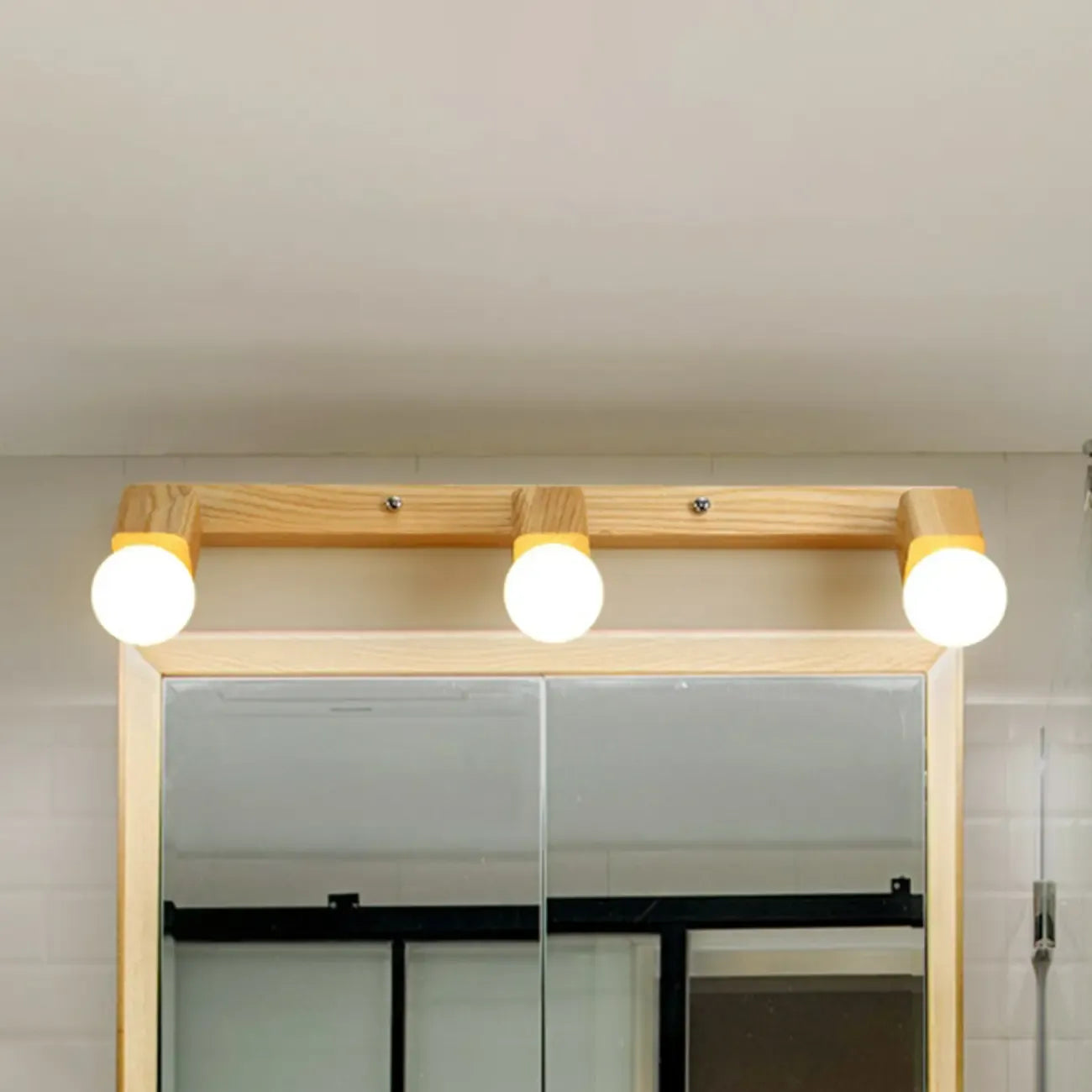 Applique murale moderne en bois à 3 lumières LED linéaires