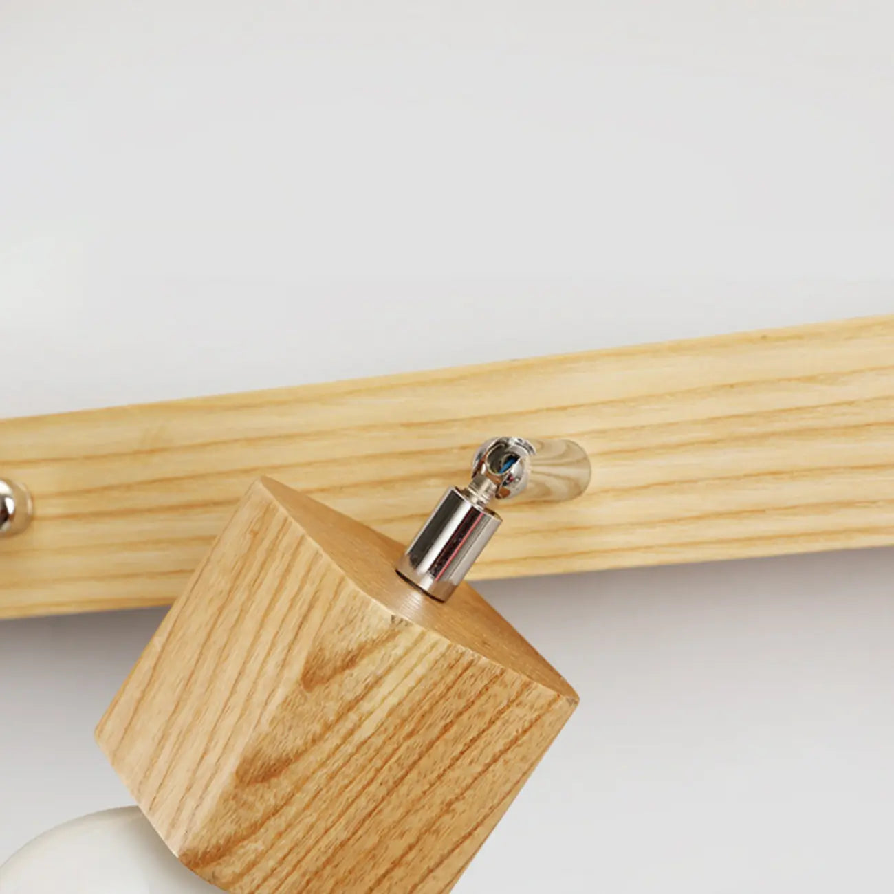 Applique murale moderne en bois à 3 lumières LED linéaires