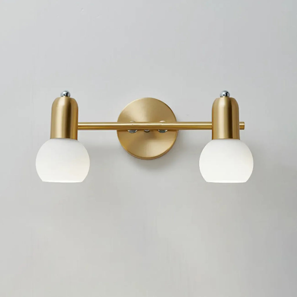 Applique murale moderne en verre blanc et or avec dôme, idéale pour salle de bain.