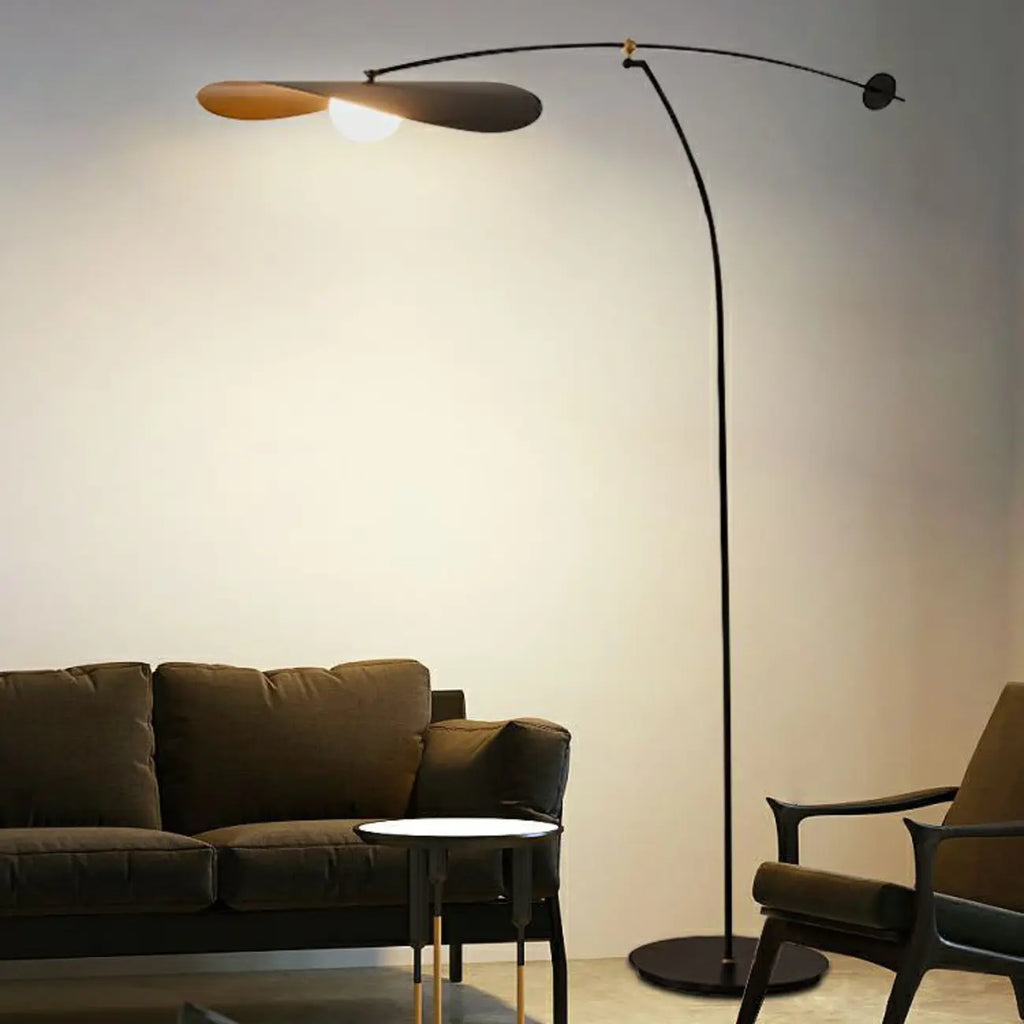 Lampadaire arqué moderne en métal noir et or de 63 pouces avec bras oscillant