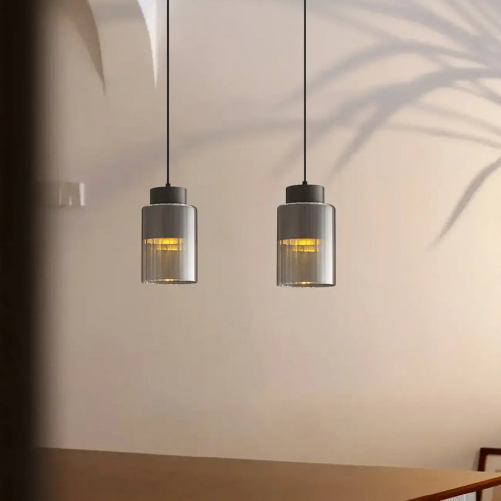 Suspension minimaliste cylindrique en laiton et verre transparent