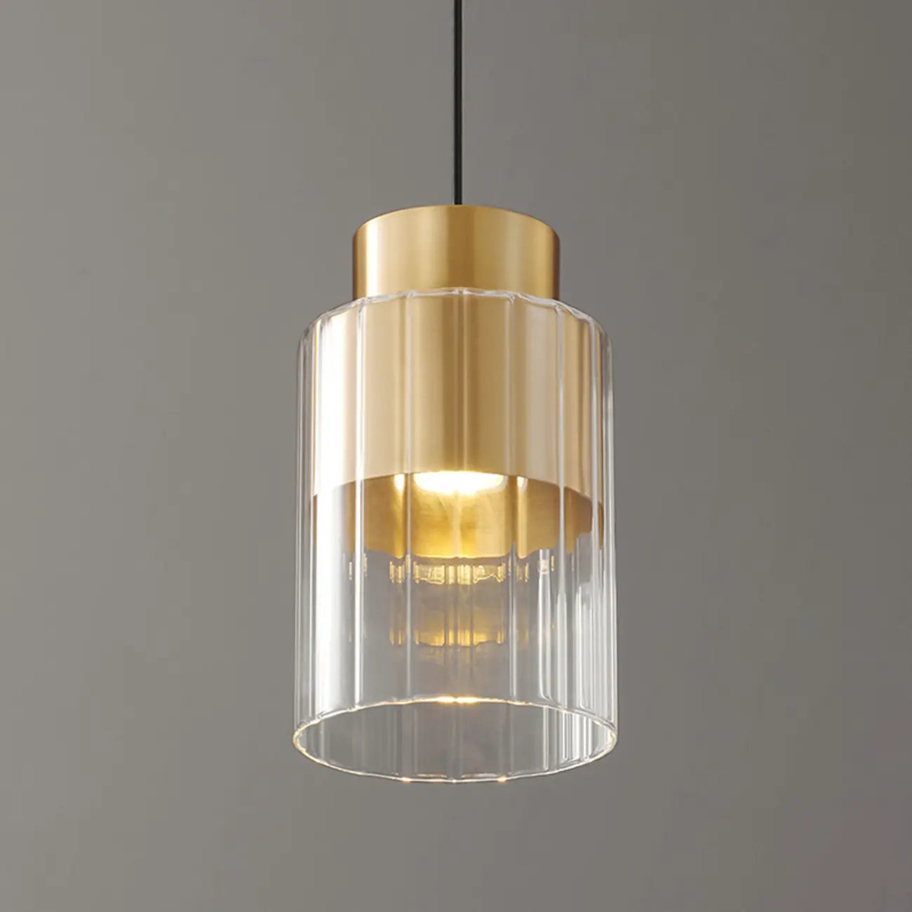 Suspension minimaliste cylindrique en laiton et verre transparent