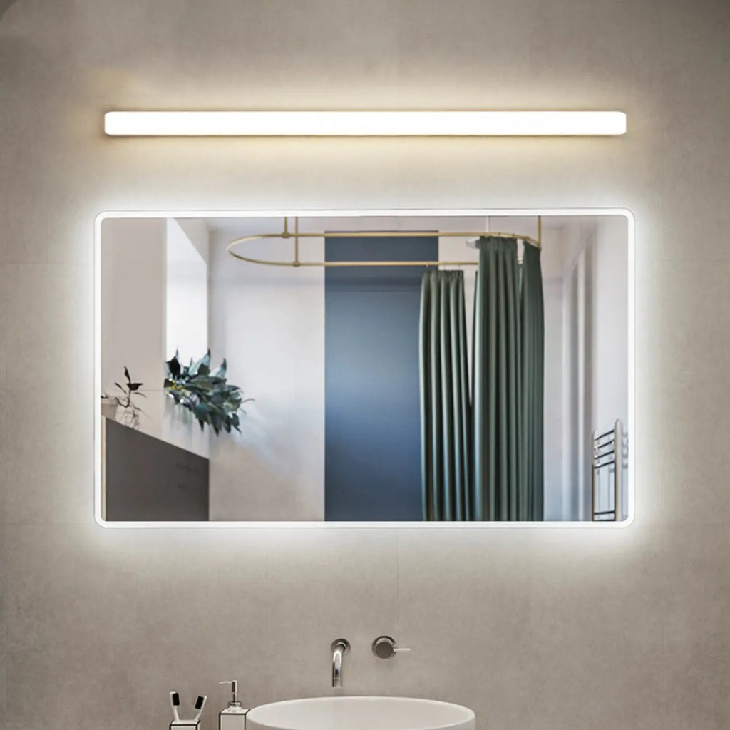 Applique murale LED Glam Tube avec abat-jour en plastique pour salle de bain