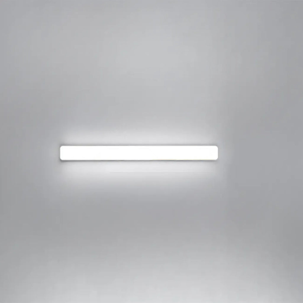 Applique murale LED Glam Tube avec abat-jour en plastique pour salle de bain