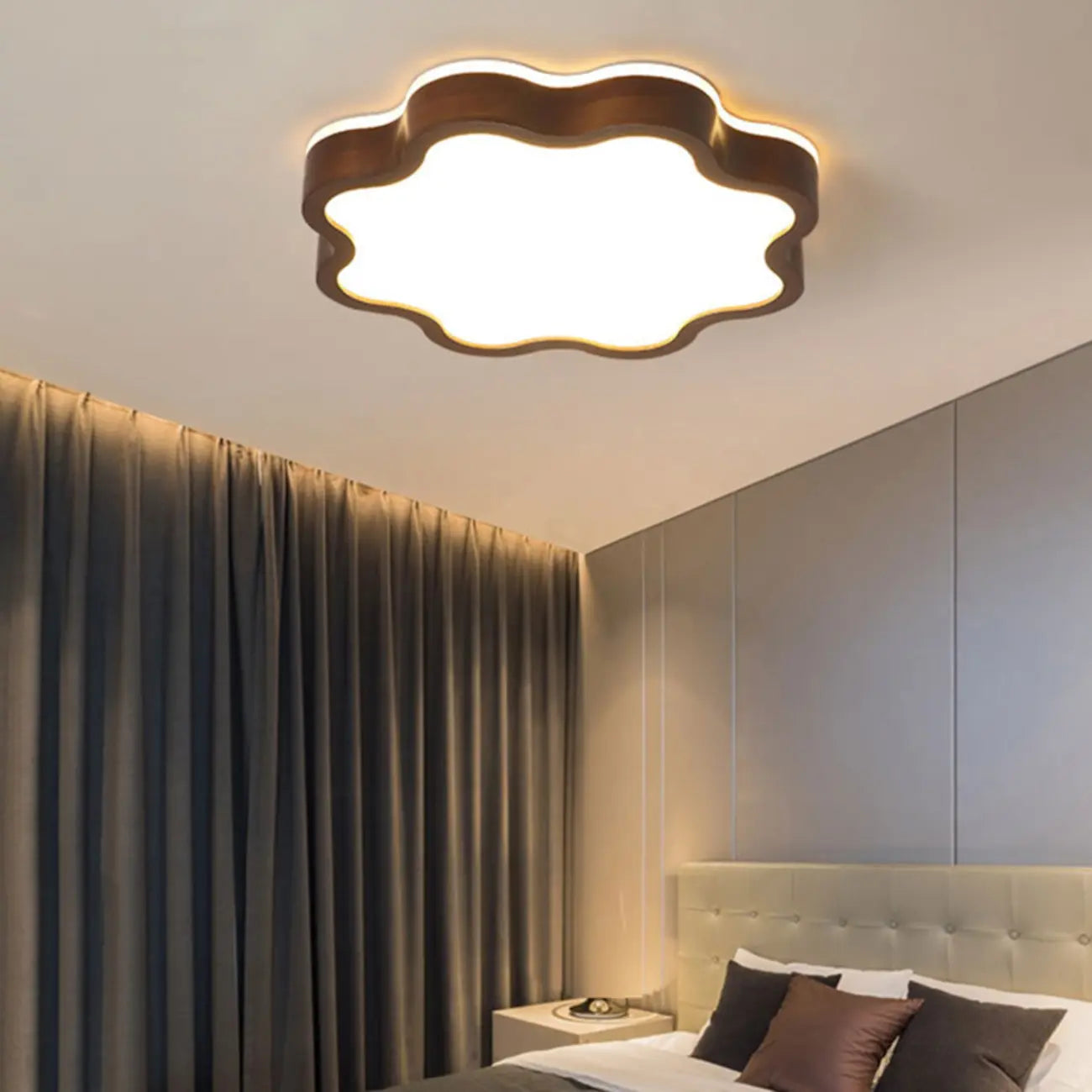 Plafonnier LED encastré en bois de noyer à motif floral