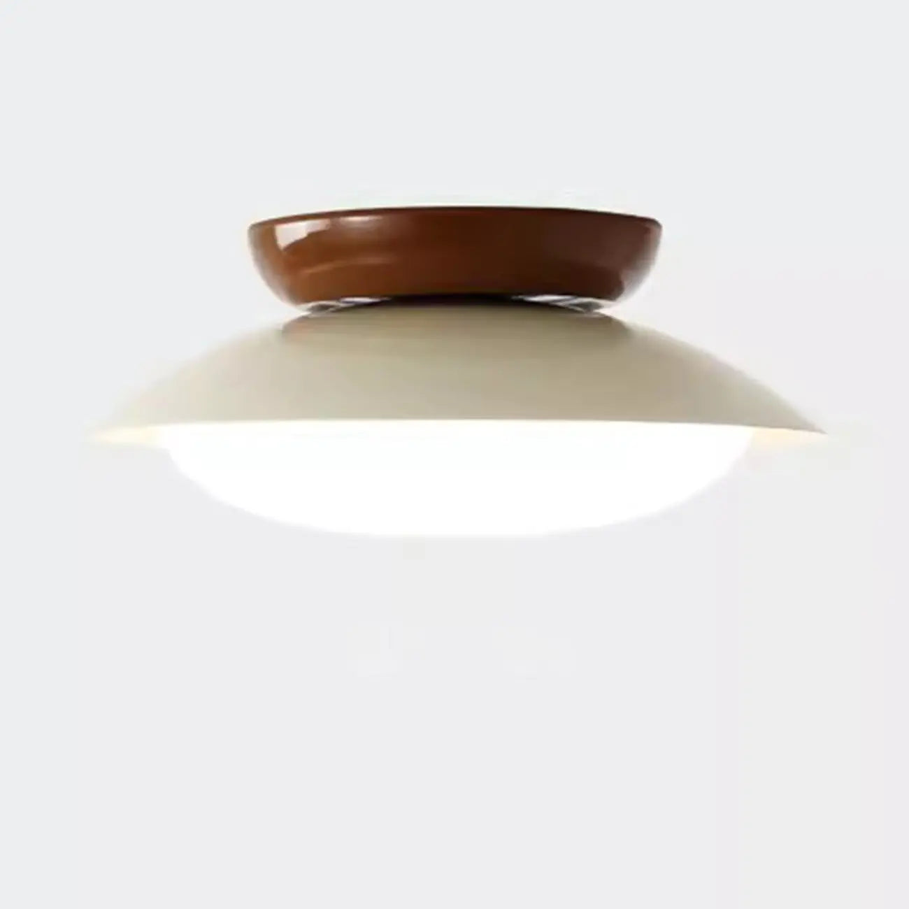 Plafonnier semi-encastré minimaliste à dôme métallique et LED à intensité variable