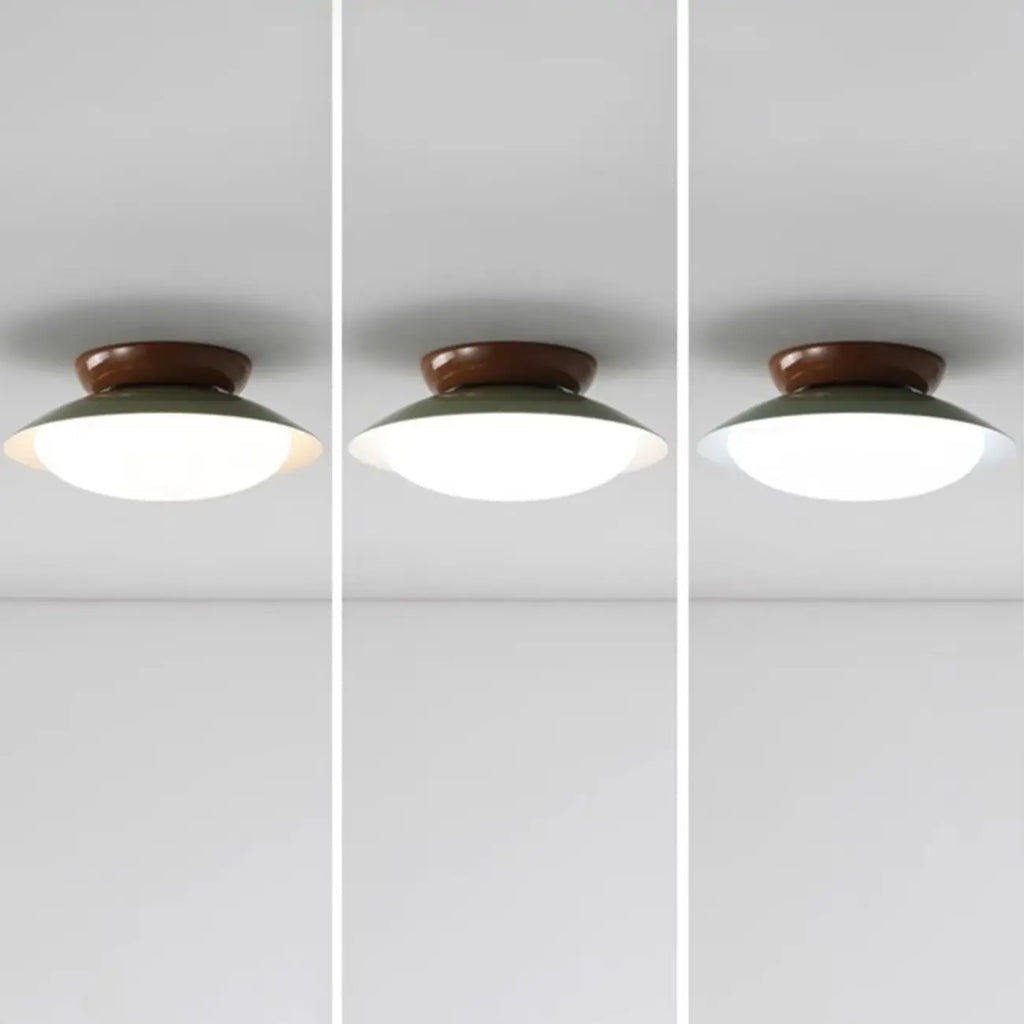Plafonnier semi-encastré minimaliste à dôme métallique et LED à intensité variable