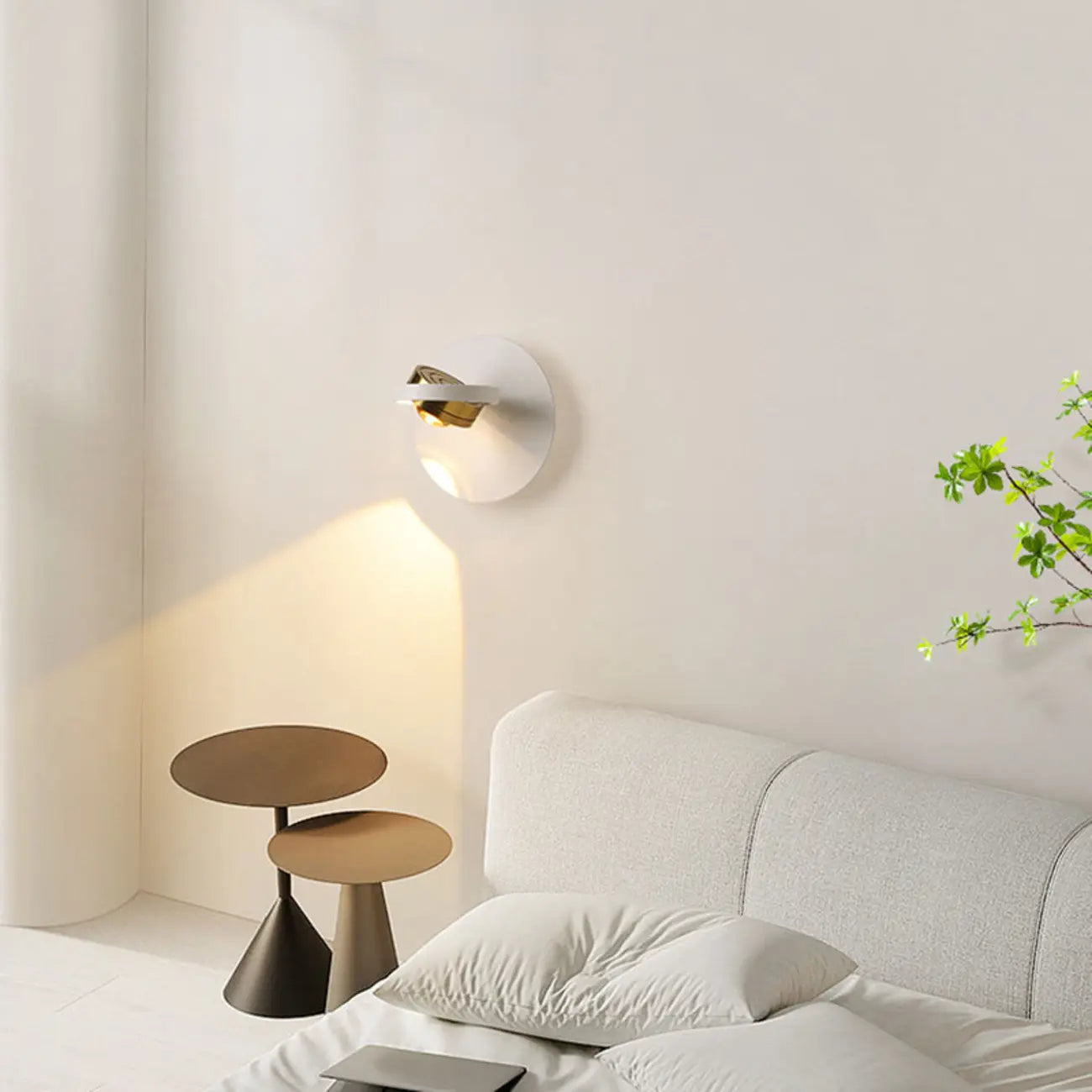 Lampada da parete rotonda in metallo con vetro trasparente e rotazione a 360°