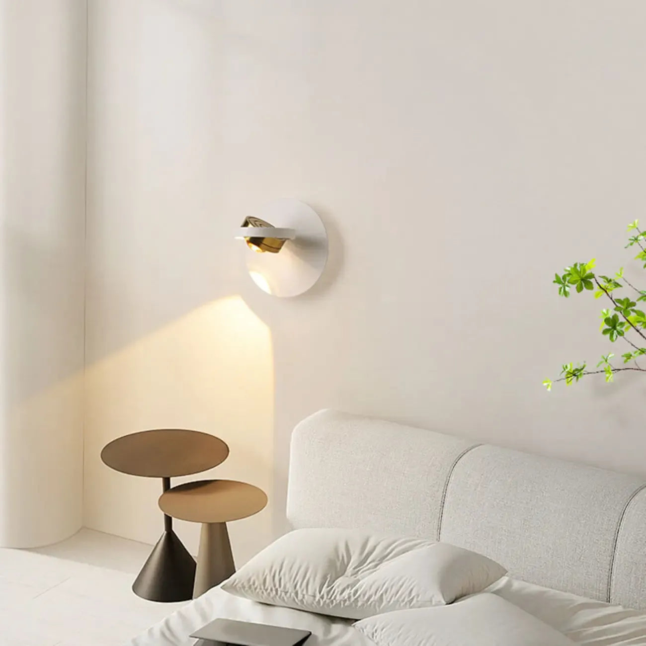 Lampada da parete rotonda in metallo con vetro trasparente e rotazione a 360°