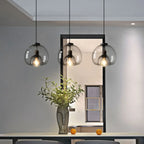 Suspension moderne en verre noir globe pour îlot de cuisine