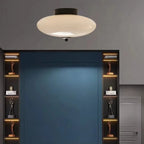 Mini plafonnier LED semi-encastré en verre blanc, à intensité variable, avec mini tambour.