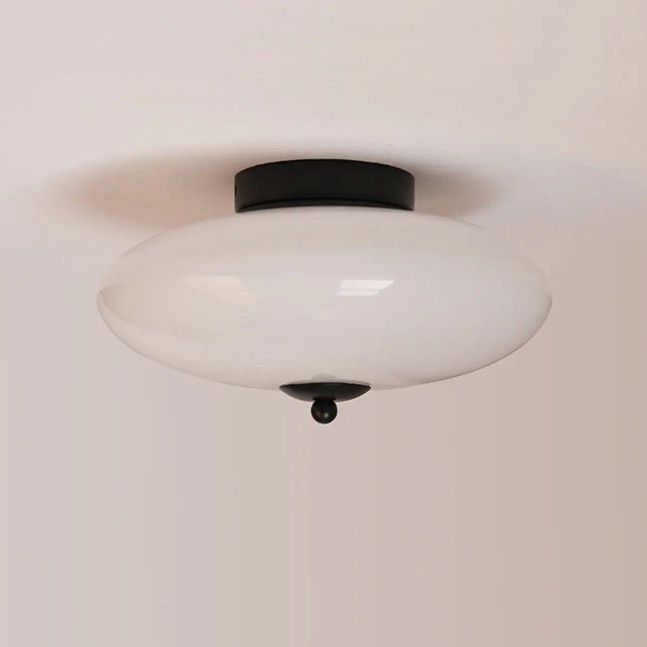 Mini plafonnier LED semi-encastré en verre blanc, à intensité variable, avec mini tambour.