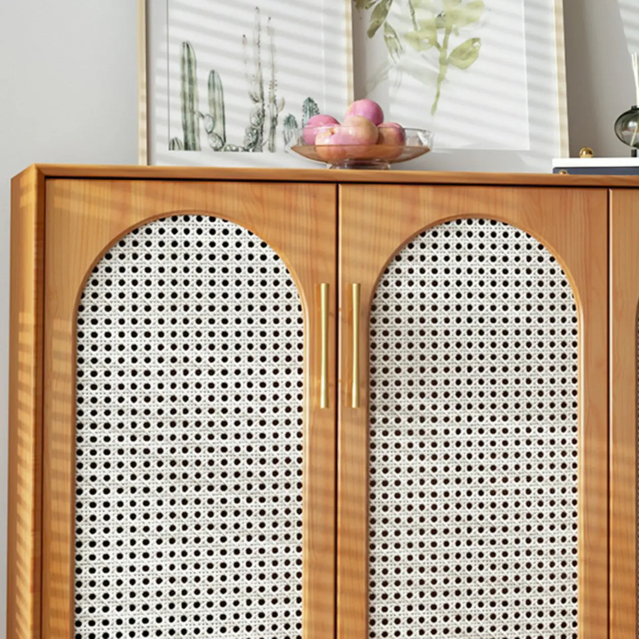 Meuble de rangement moderne à façade en bois noir tressé pour salon
