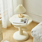 Table d'appoint minimaliste en plastique aux formes libres pour le salon