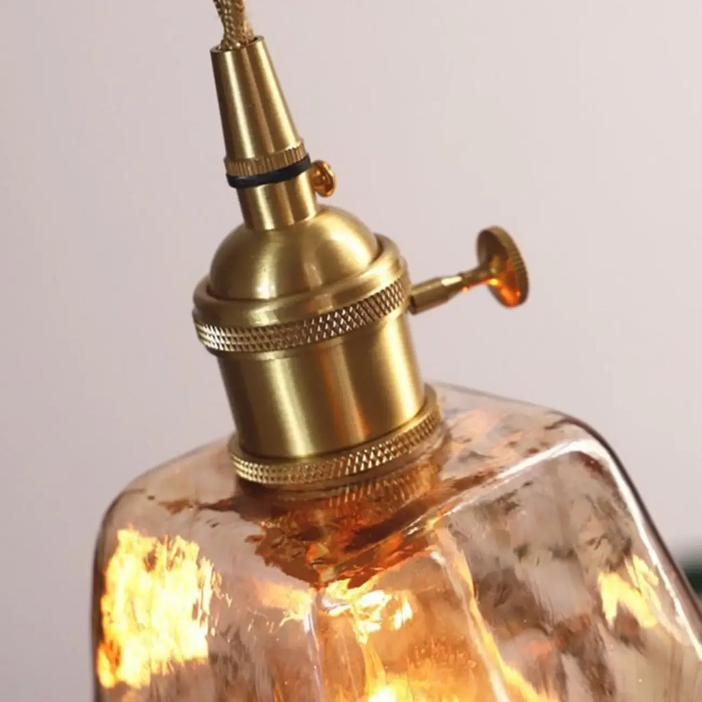 Suspension de cuisine moderne en verre ambré doré
