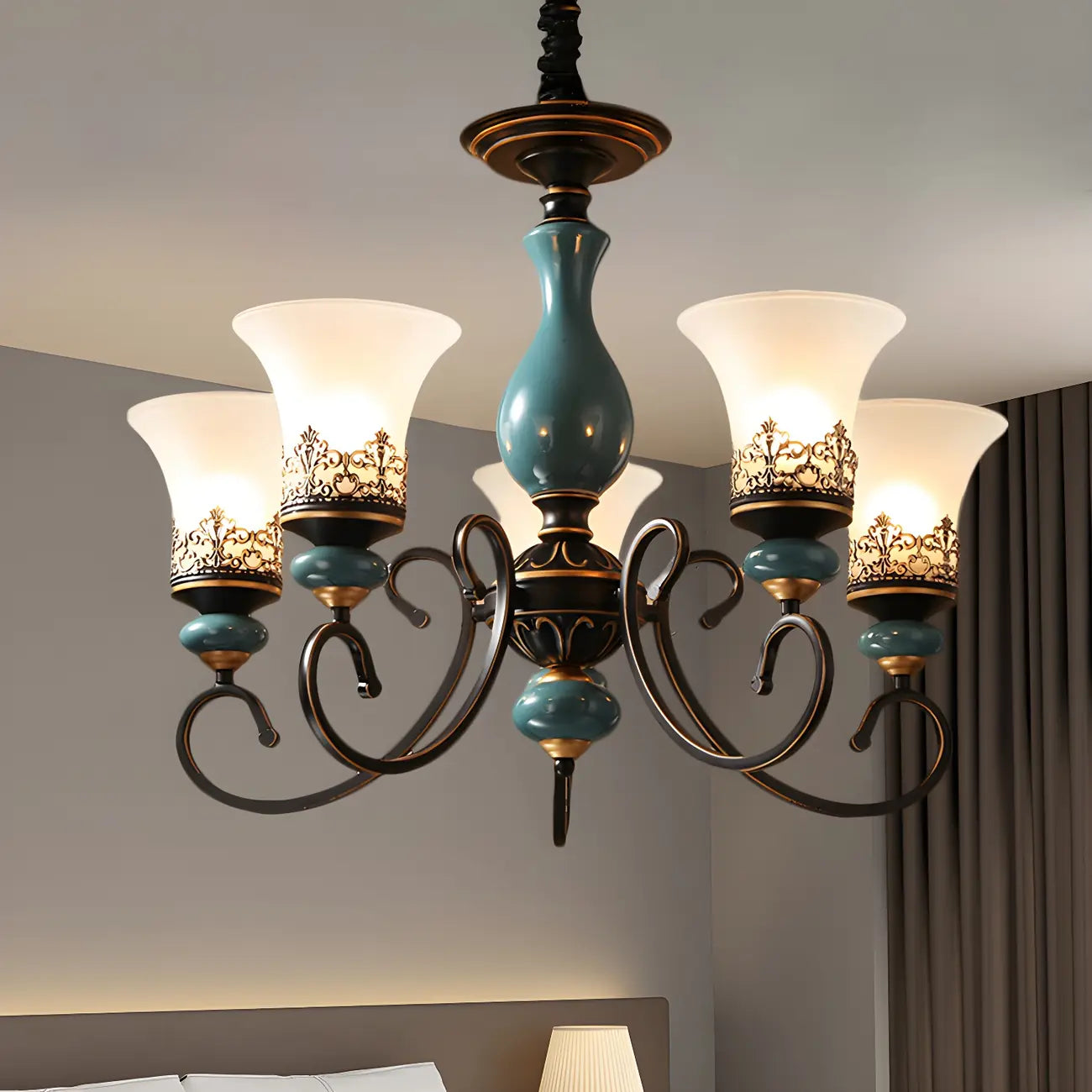 Lustre classique en céramique bleue et verre dépoli