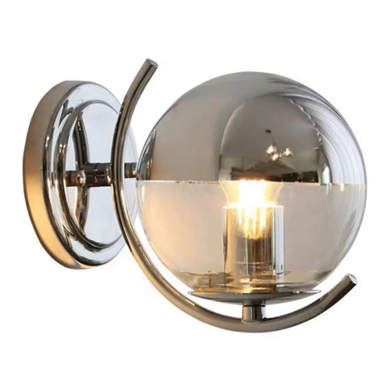 Applique murale globe moderne avec finition chromée pour salon
