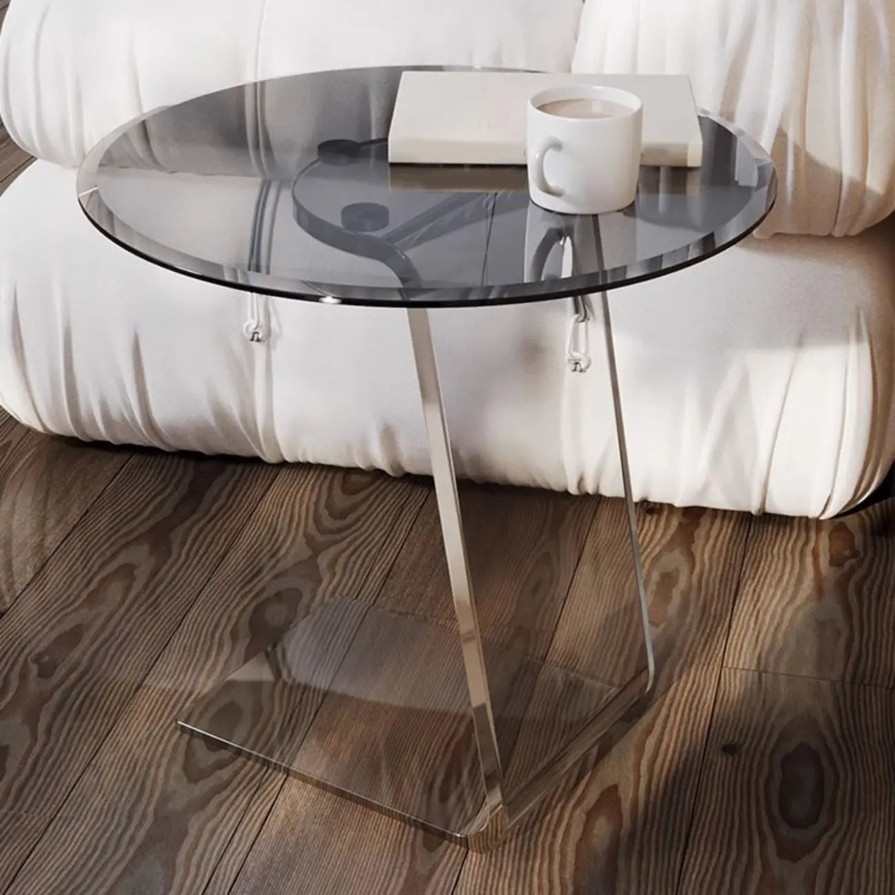 Table d'appoint ronde classique en verre avec base en acrylique pour salon