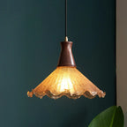 Suspension vintage en bois à motif floral et verre ambré craquelé