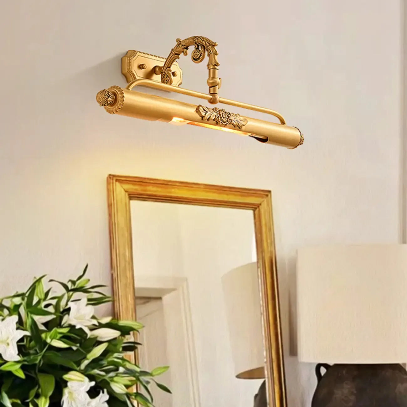 Applique murale moderne dorée style vintage glamour pour salle de bain