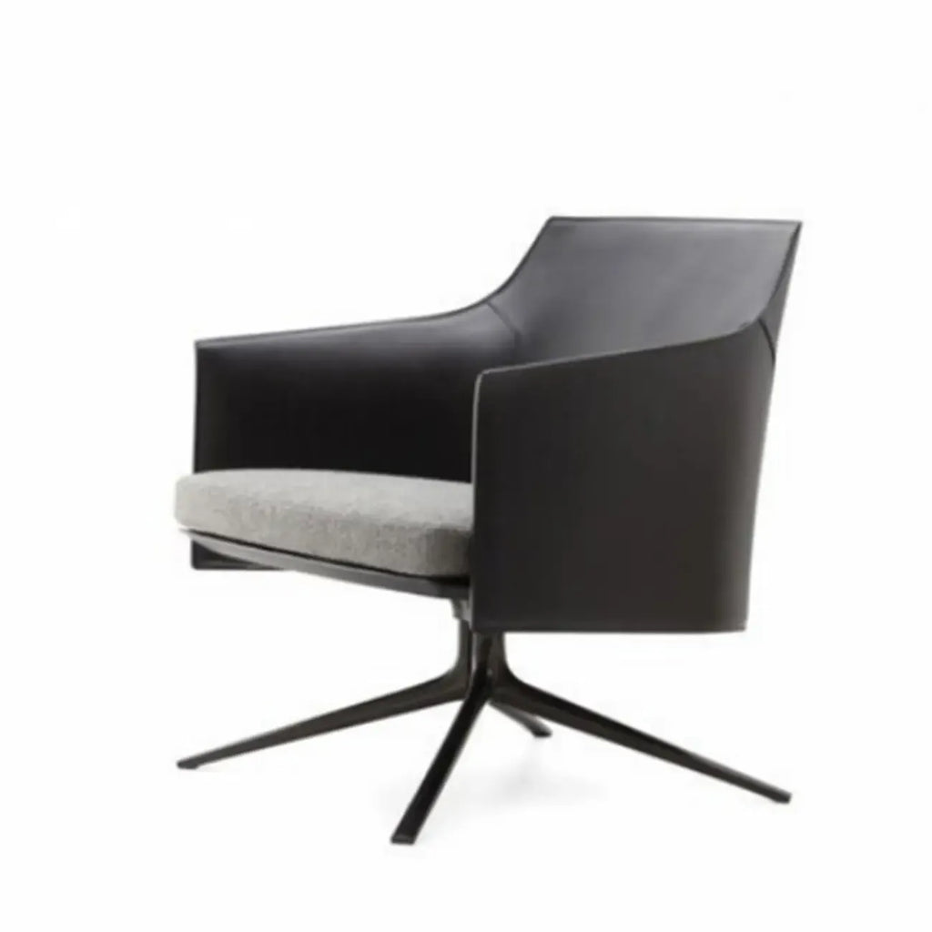 Fauteuil moderne en cuir à accoudoirs évasés - Marron clair