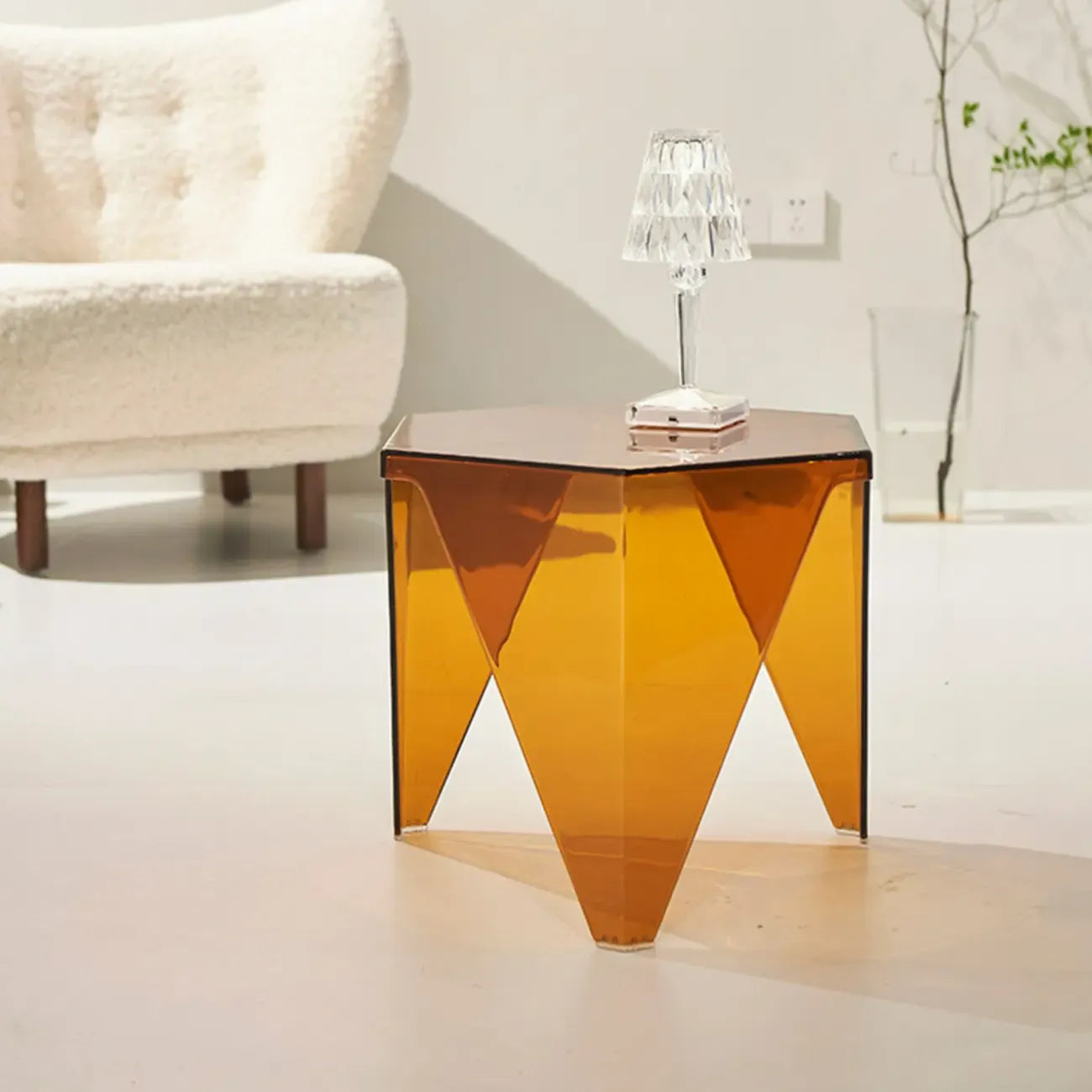 Table d'appoint hexagonale contemporaine en acrylique pour salon