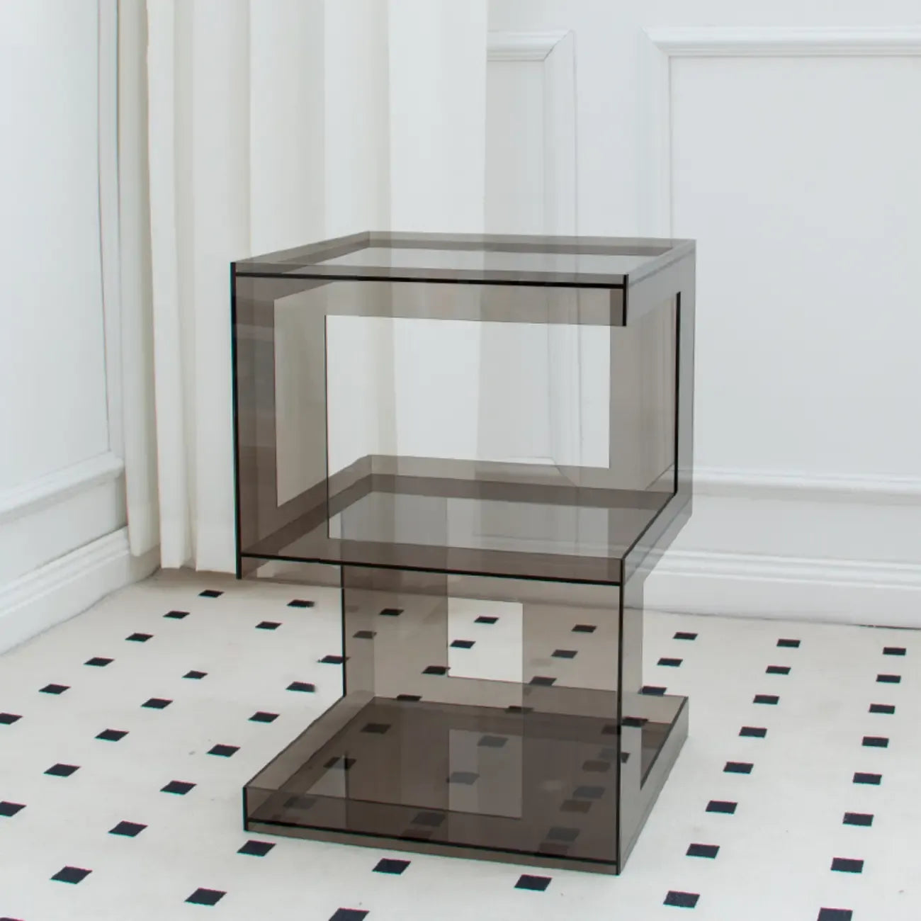 Table d'appoint carrée glamour en acrylique avec rangement ouvert pour salon