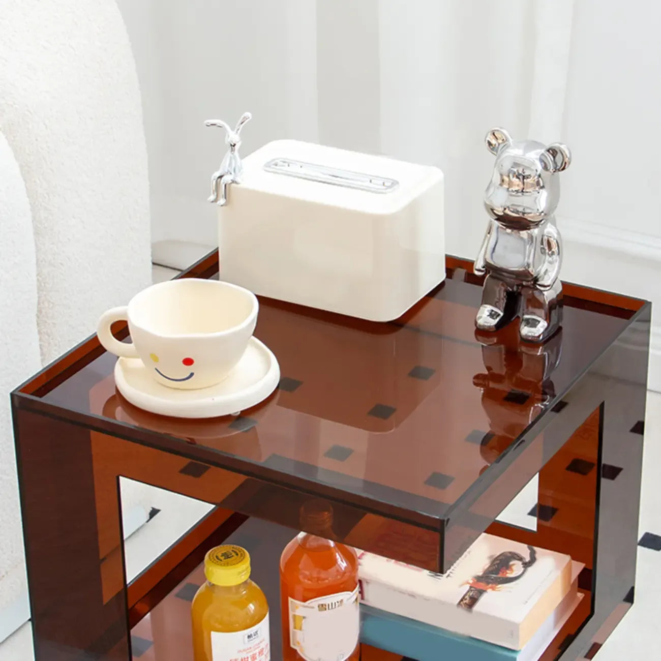 Table d'appoint carrée glamour en acrylique avec rangement ouvert pour salon