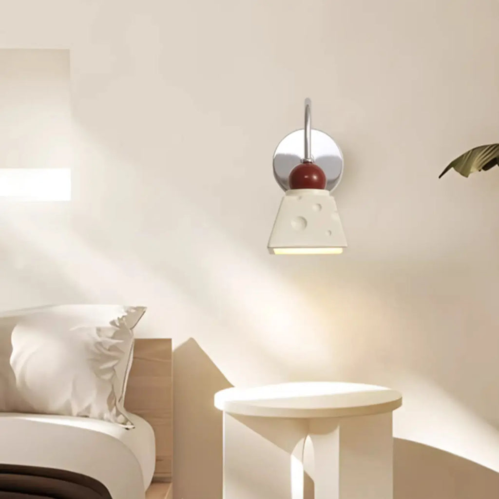 Applique murale géométrique à LED avec abat-jour en résine pour salon