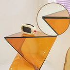 Table d'appoint triangulaire en acrylique pour salon avec base torsadée