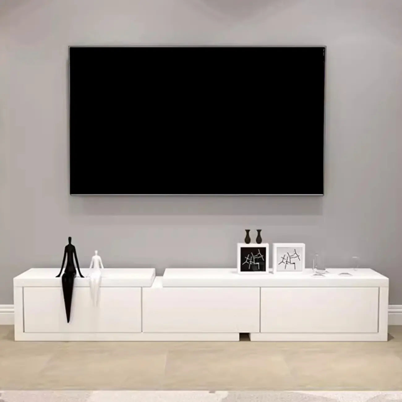 Meuble TV long en bois blanc de 102 pouces avec tiroirs et rangement ouvert