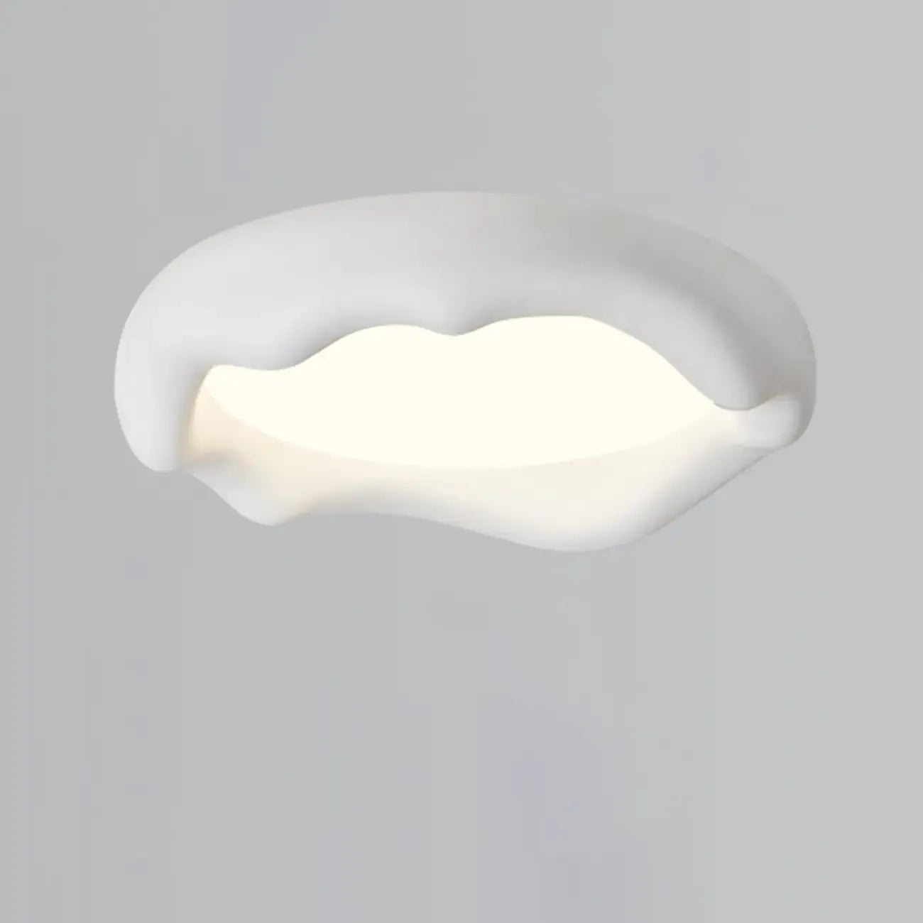 Plafoniera a filo dal design artistico con effetto crema acrilica