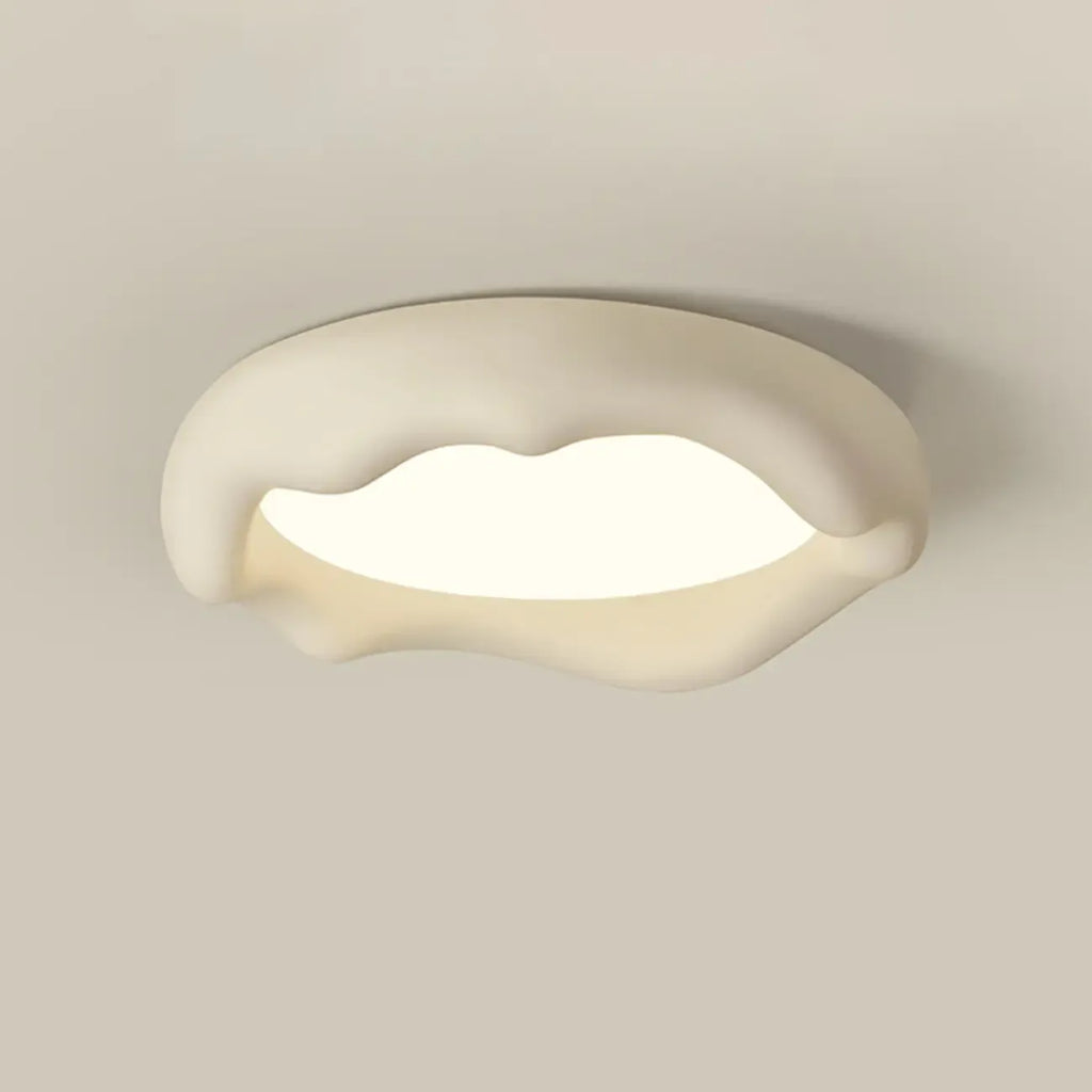 Plafoniera a filo dal design artistico con effetto crema acrilica