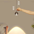 Suspension moderne en métal chromé avec globe et LED blanc chaud