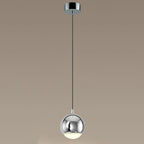 Suspension moderne en métal chromé avec globe et LED blanc chaud