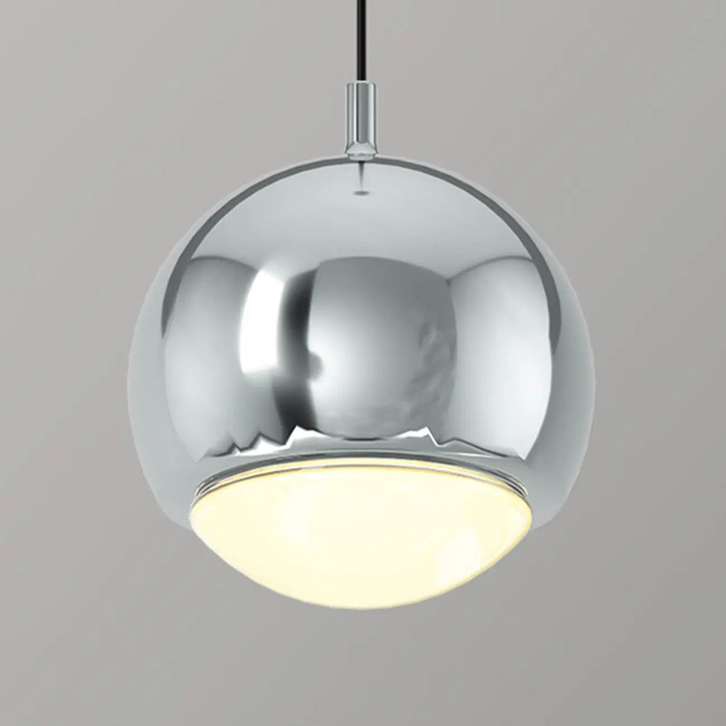 Suspension moderne en métal chromé avec globe et LED blanc chaud
